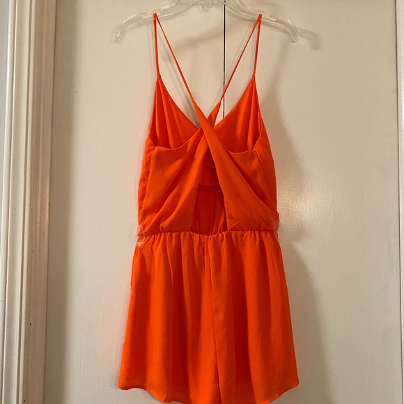 Gianni Bini Romper - Picture 2 of 2